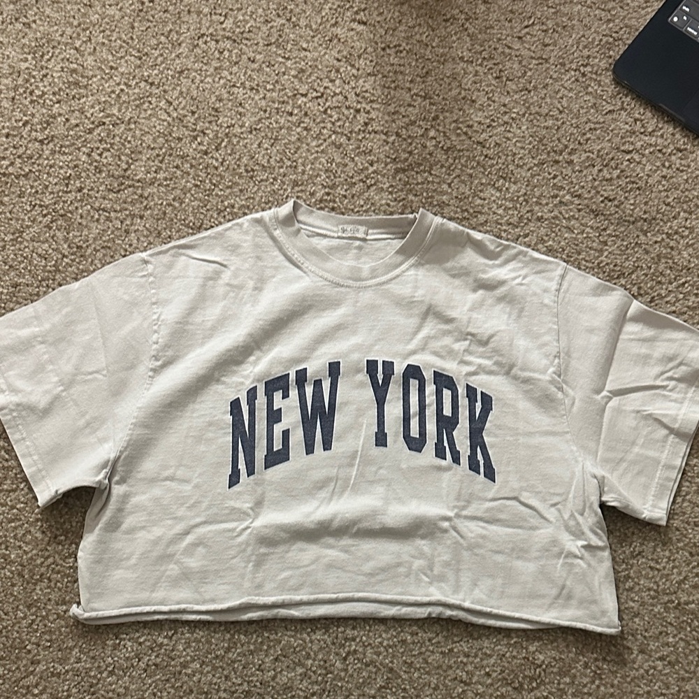 Brandy Melville White and Navy Graphic Tee